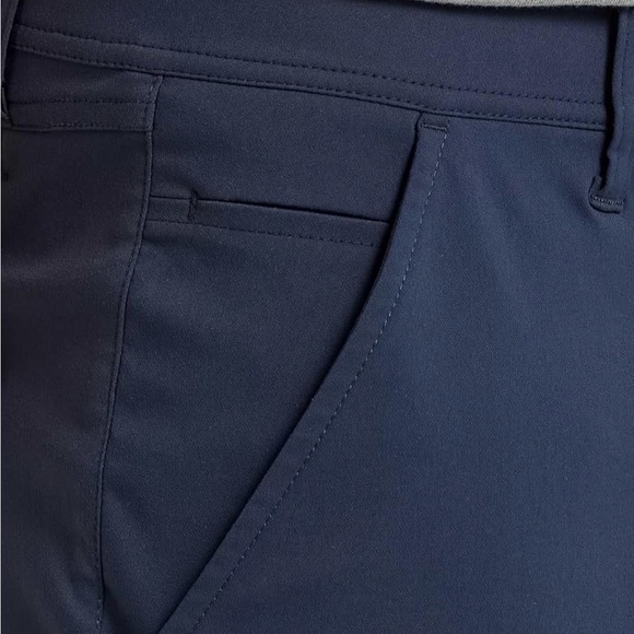 NEW| Weatherproof Vintage Mens Lightweight Excursion Tech Pant| SIZE: 32x32 - Picture 3 of 4